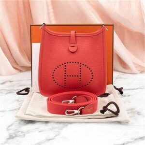 Authentic HERMES Rose Jaipur Clemence Leather Evelyne TPM Bag